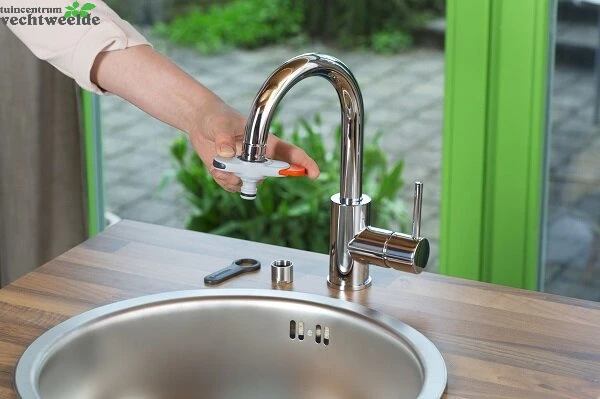 Gardena Kraanverbindingsstuk Binnenshuis 2 Gardena Kraanverbindingsstuk Binnenshuis - Afbeelding 2